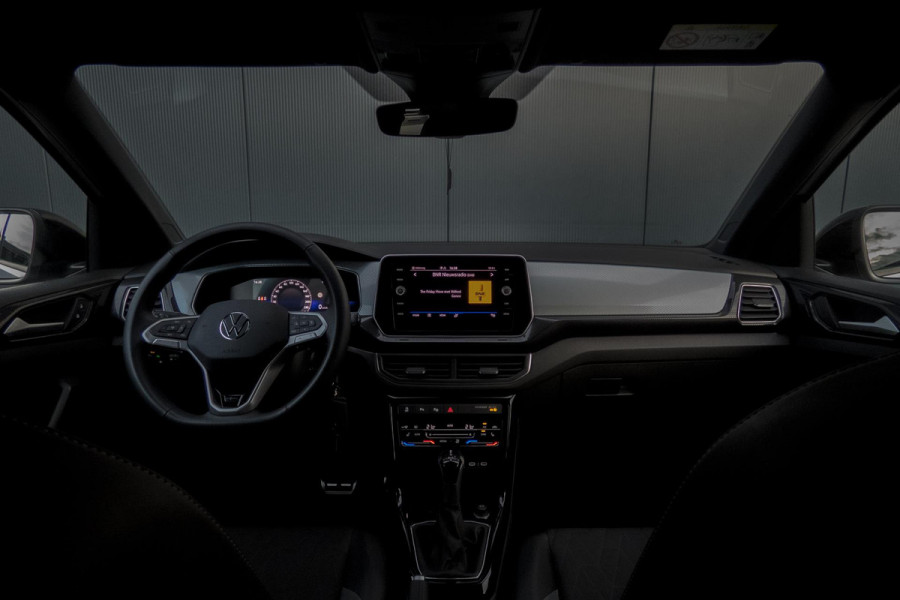 Volkswagen T-Cross 1.0 TSI GOAL | AFNEEMBARE TREKHAAK | ADAPTIEVE CRUISE CONTROL | SIDE ASSIST | APPLE CARPLAY / ANDROID AUTO