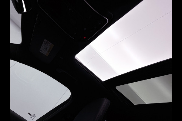 Mercedes-Benz C-Klasse Estate 300 e Star Edition LIMITED AMG | Night Pakket | Panorama Schuif-Kanteldak | Distronic | Apple CarPlay | Sfeerverlichting | Memory voorstoelen. Inclusief 24 maanden MB Certified garantie voor Europa.