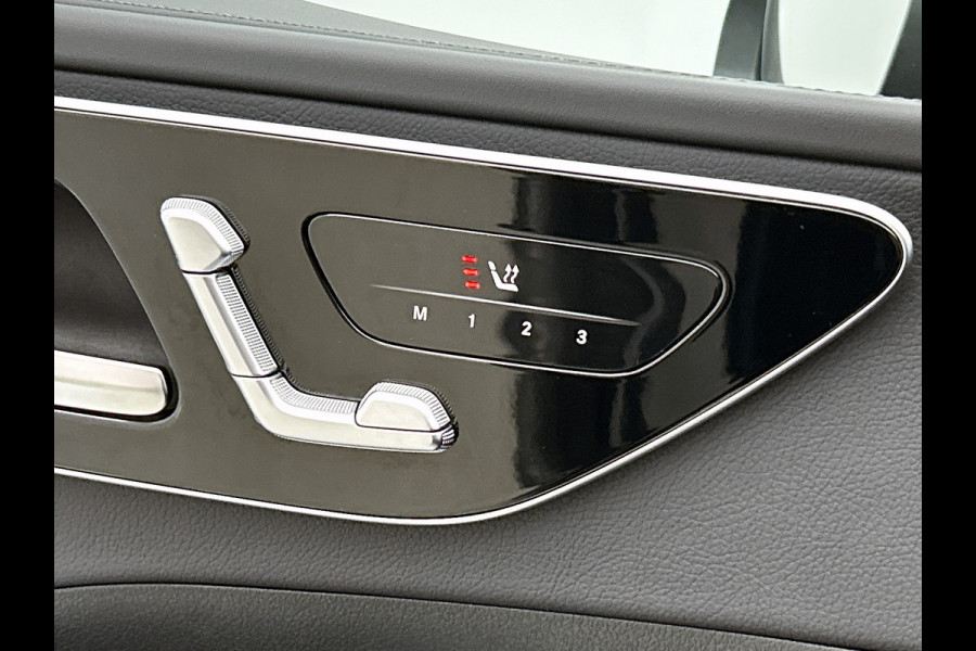 Mercedes-Benz C-Klasse Estate 300 e Star Edition LIMITED AMG | Night Pakket | Panorama Schuif-Kanteldak | Distronic | Apple CarPlay | Sfeerverlichting | Memory voorstoelen. Inclusief 24 maanden MB Certified garantie voor Europa.