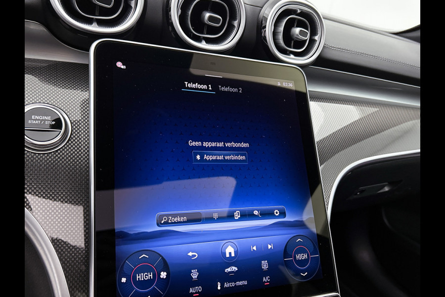 Mercedes-Benz C-Klasse Estate 300 e Star Edition LIMITED AMG | Night Pakket | Panorama Schuif-Kanteldak | Distronic | Apple CarPlay | Sfeerverlichting | Memory voorstoelen. Inclusief 24 maanden MB Certified garantie voor Europa.