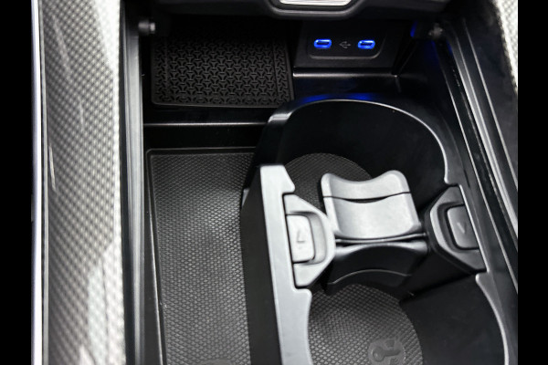 Mercedes-Benz C-Klasse Estate 300 e Star Edition LIMITED AMG | Night Pakket | Panorama Schuif-Kanteldak | Distronic | Apple CarPlay | Sfeerverlichting | Memory voorstoelen. Inclusief 24 maanden MB Certified garantie voor Europa.