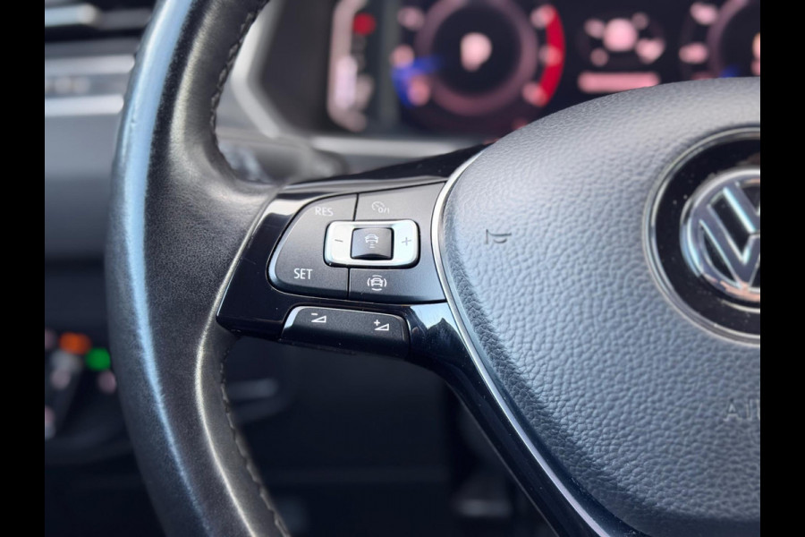 Volkswagen Tiguan 1.5 TSI ACT Highline Business R Virtual/AppleCarPlay