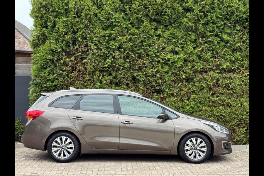 Kia cee'd Sportswagon 1.0 T-GDi Design Edition Camera