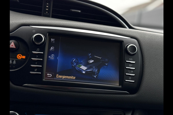 Toyota Yaris 1.5 Hybrid Bi-Tone Bluetooth