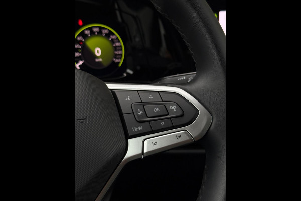 Volkswagen Golf 1.5 eTSI Style Edition Camera CarPlay