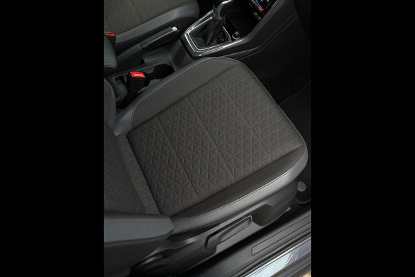 Volkswagen T-Cross 1.0 TSI R-line CarPlay Camera