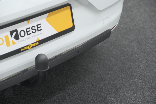 Renault Clio TCe 100 EDC Intens | Trekhaak | 360 Camera | Dodehoekdetectie | Stoelverwarming