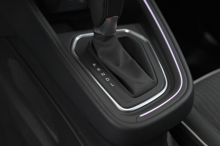 Renault Clio TCe 100 EDC Intens | Trekhaak | 360 Camera | Dodehoekdetectie | Stoelverwarming