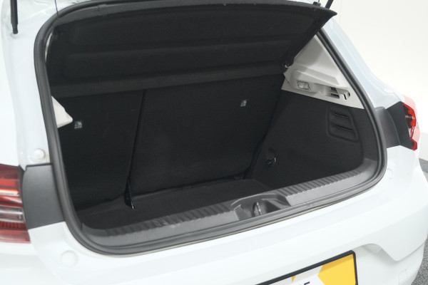 Renault Clio TCe 100 EDC Intens | Trekhaak | 360 Camera | Dodehoekdetectie | Stoelverwarming