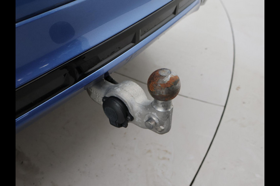 Volvo XC60 2.0 T8 T.E. 390 PK AWD R-DESIGN + BOWERS & WILKINS | 22 INCH | TREKHAAK | 360 CAMERA | PANORAMA | VOL-LEDER