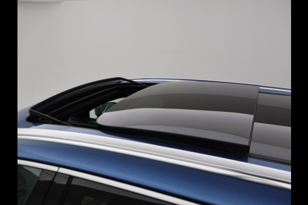 Volvo XC60 2.0 T8 T.E. 390 PK AWD R-DESIGN + BOWERS & WILKINS | 22 INCH | TREKHAAK | 360 CAMERA | PANORAMA | VOL-LEDER