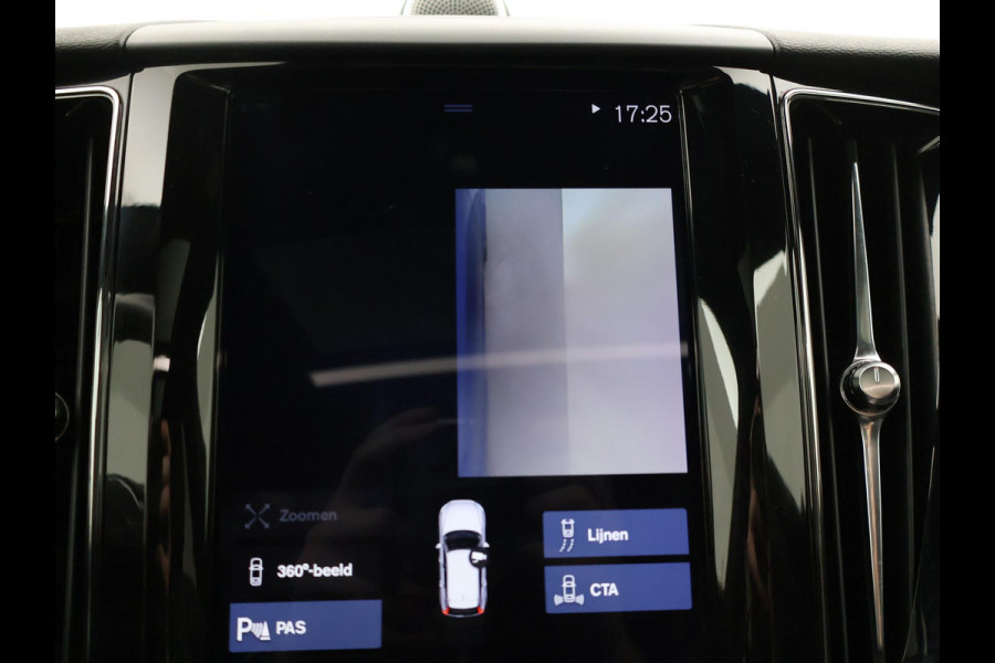 Volvo XC60 2.0 T8 T.E. 390 PK AWD R-DESIGN + BOWERS & WILKINS | 22 INCH | TREKHAAK | 360 CAMERA | PANORAMA | VOL-LEDER