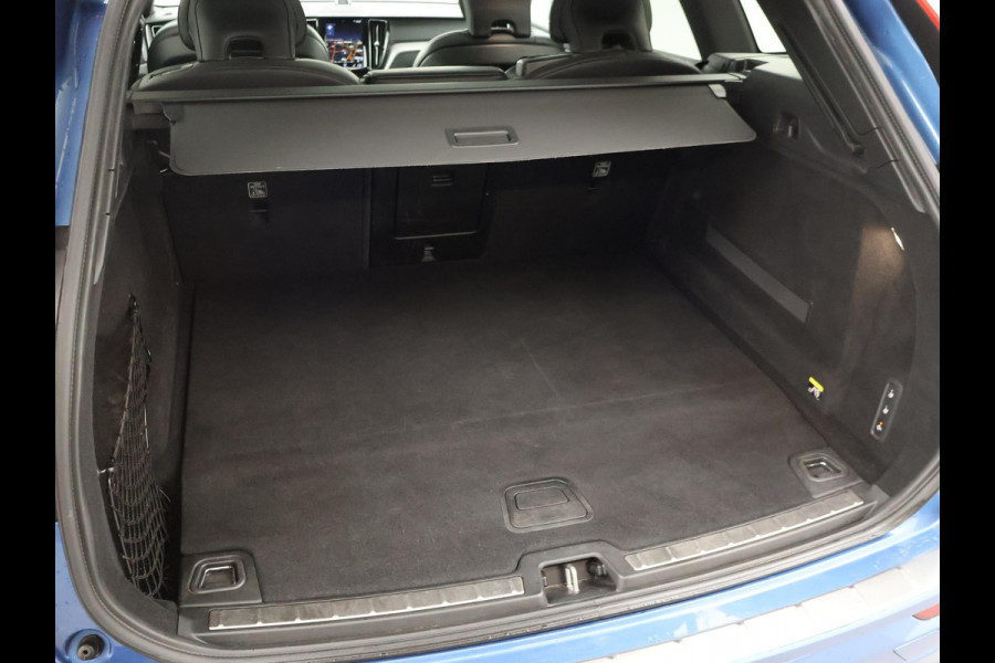 Volvo XC60 2.0 T8 T.E. 390 PK AWD R-DESIGN + BOWERS & WILKINS | 22 INCH | TREKHAAK | 360 CAMERA | PANORAMA | VOL-LEDER