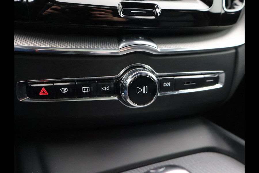 Volvo XC60 2.0 T8 T.E. 390 PK AWD R-DESIGN + BOWERS & WILKINS | 22 INCH | TREKHAAK | 360 CAMERA | PANORAMA | VOL-LEDER