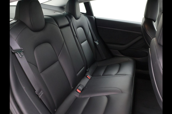 Tesla Model 3 60 kWh RWD *BTW* + LEDER | AUTOPILOT | PANORAMA | 3 CAMERA'S