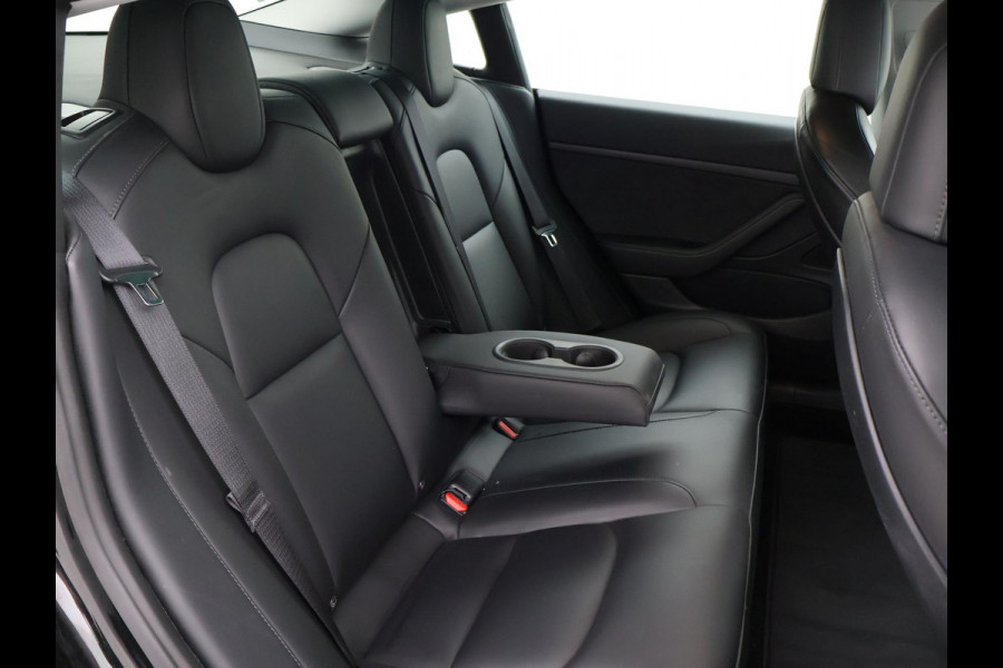 Tesla Model 3 60 kWh RWD *BTW* + LEDER | AUTOPILOT | PANORAMA | 3 CAMERA'S
