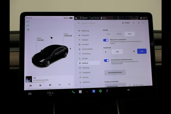 Tesla Model 3 60 kWh RWD *BTW* + LEDER | AUTOPILOT | PANORAMA | 3 CAMERA'S