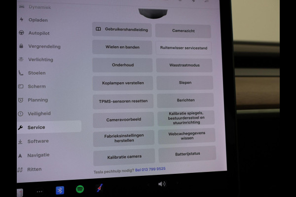 Tesla Model 3 60 kWh RWD *BTW* + LEDER | AUTOPILOT | PANORAMA | 3 CAMERA'S