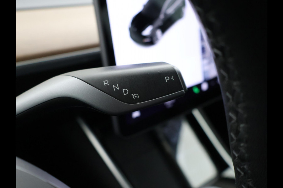 Tesla Model 3 60 kWh RWD *BTW* + LEDER | AUTOPILOT | PANORAMA | 3 CAMERA'S
