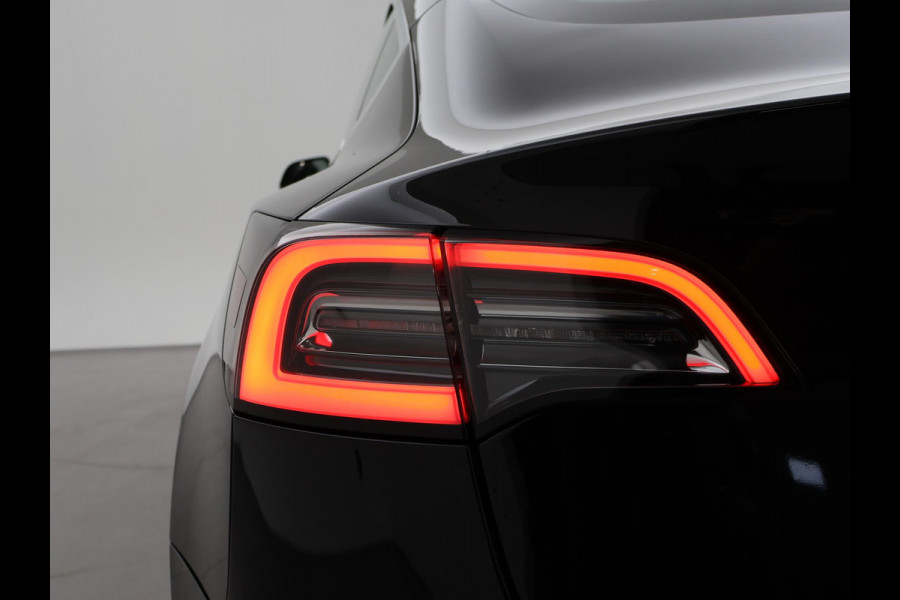 Tesla Model 3 60 kWh RWD *BTW* + LEDER | AUTOPILOT | PANORAMA | 3 CAMERA'S