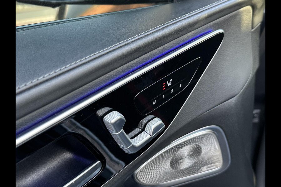 Mercedes-Benz C-Klasse 300 de 4MATIC AMG Line Panoramadak Adaptive Cruise Burmester Full Ambient