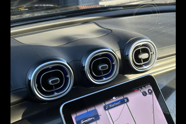 Mercedes-Benz C-Klasse 300 de 4MATIC AMG Line Panoramadak Adaptive Cruise Burmester Full Ambient