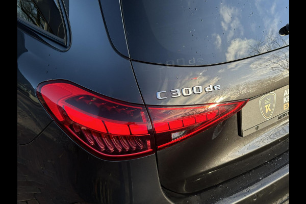 Mercedes-Benz C-Klasse 300 de 4MATIC AMG Line Panoramadak Adaptive Cruise Burmester Full Ambient