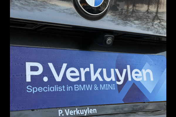 BMW 5 Serie Touring 520i High Executive | LUXURY LINE | PANORAMA | TREKHAAK | LEDER | COMFORT STOELEN |