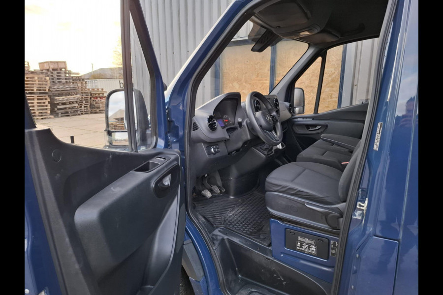 Mercedes-Benz Sprinter 311 2.2 CDI L2H2 / AIRCO / CAMERA / 3 ZITS / DEALER ONDERHOUDEN / NAVI
