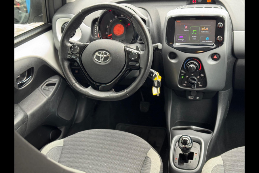 Toyota Aygo 1.0 VVT-i x-play 2018 AUT NAVI AIRCO CAMERA NAP!