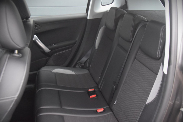 Peugeot 2008 1.2 PureTech Allure Distributieriem vervangen!