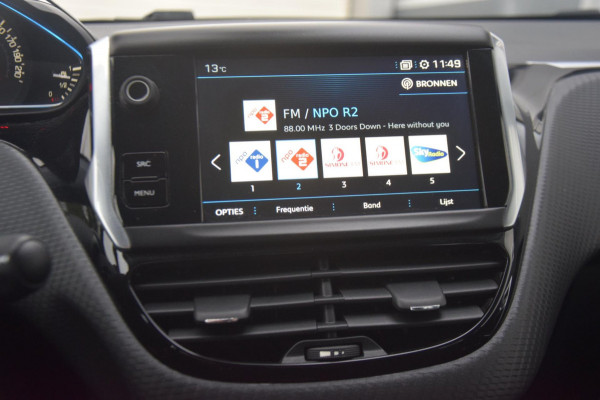 Peugeot 2008 1.2 PureTech Allure Distributieriem vervangen!