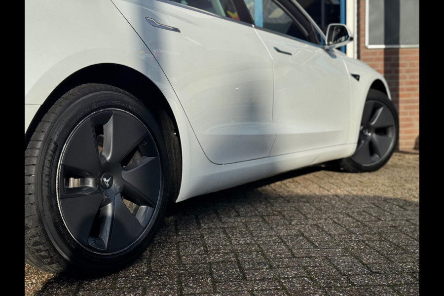 Tesla Model 3 Long Range RWD 75 kWh 2019 NAVI NAP