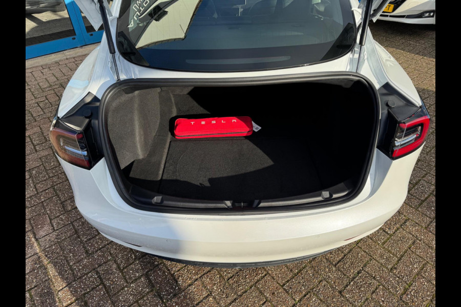 Tesla Model 3 Long Range RWD 75 kWh 2019 NAVI NAP