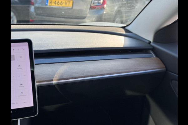 Tesla Model 3 Long Range RWD 75 kWh 2019 NAVI NAP