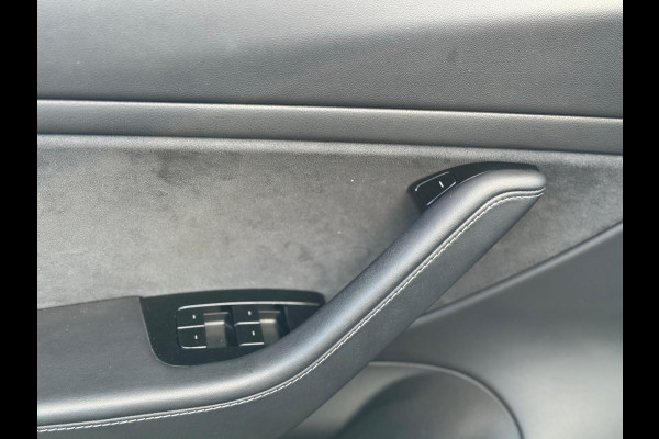 Tesla Model 3 Long Range RWD 75 kWh 2019 NAVI NAP