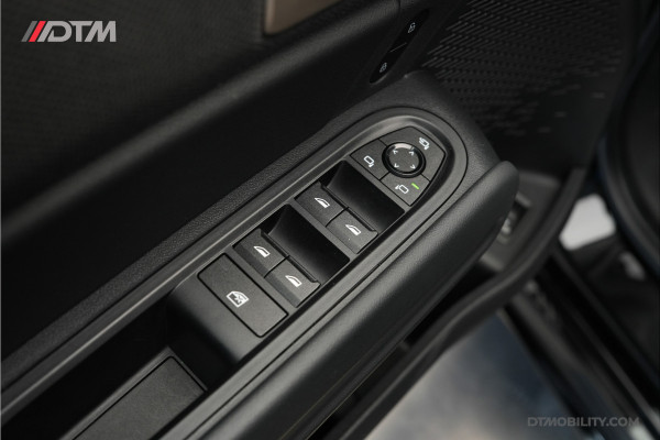 MINI Countryman 2.0S ALL4 JCW XL 300PK | Massage | Panoramadak | Elektrische Trekhaak |