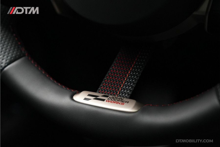 MINI Countryman 2.0S ALL4 JCW XL 300PK | Massage | Panoramadak | Elektrische Trekhaak |