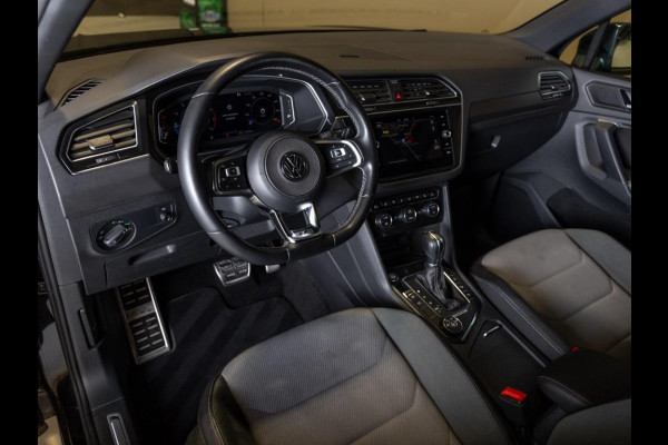 Volkswagen Tiguan 2.0 TSI 4Motion 2x R-Line / 230pk / Panoramadak / Trekhaak / Apple Carplay