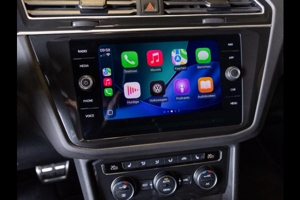 Volkswagen Tiguan 2.0 TSI 4Motion 2x R-Line / 230pk / Panoramadak / Trekhaak / Apple Carplay