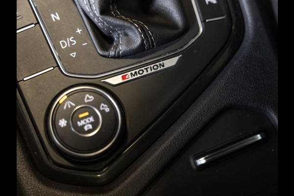 Volkswagen Tiguan 2.0 TSI 4Motion 2x R-Line / 230pk / Panoramadak / Trekhaak / Apple Carplay