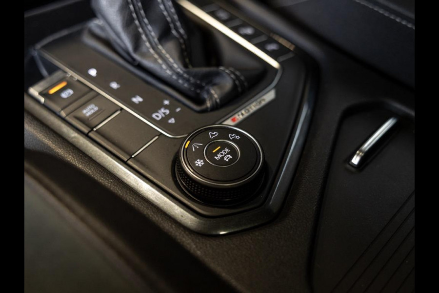 Volkswagen Tiguan 2.0 TSI 4Motion 2x R-Line / 230pk / Panoramadak / Trekhaak / Apple Carplay