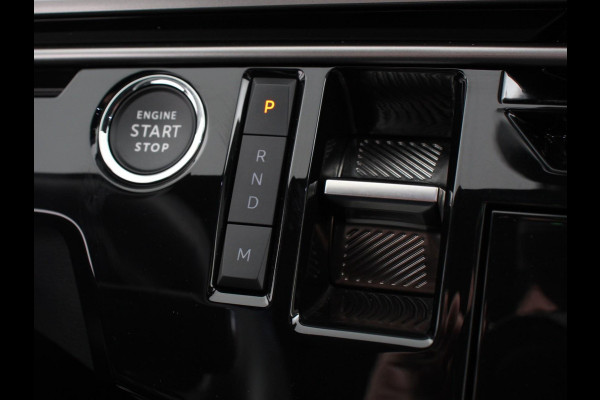 Peugeot 5008 1.2 Hybrid 136pk Allure Automaat | Navigatie | Cruise control | Climate control | LED | Parkeersensoren | Camera | Apple Carplay/ Android Auto | Radio