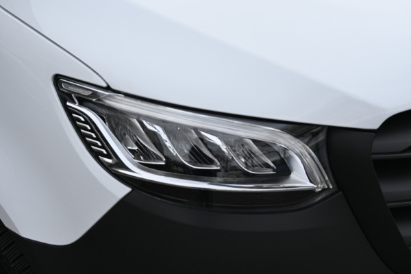 Mercedes-Benz Sprinter 317 CDI L2H2 Pro HD LED, Geveerde stoel, Navigatie met camera