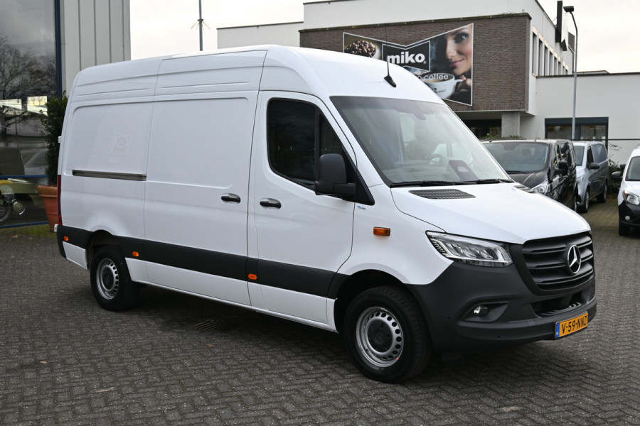 Mercedes-Benz Sprinter 317 CDI L2H2 Pro HD LED, Geveerde stoel, Navigatie met camera