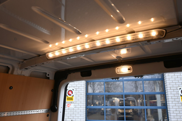 Mercedes-Benz Sprinter 317 CDI L2H2 Pro HD LED, Geveerde stoel, Navigatie met camera