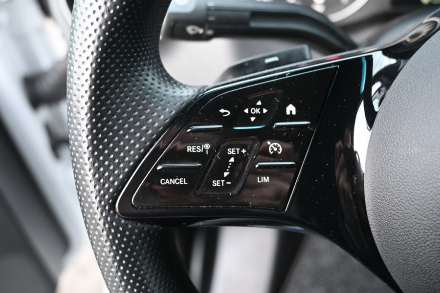 Mercedes-Benz Sprinter 317 CDI L2H2 Pro HD LED, Geveerde stoel, Navigatie met camera