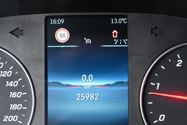 Mercedes-Benz Sprinter 317 CDI L2H2 Pro HD LED, Geveerde stoel, Navigatie met camera