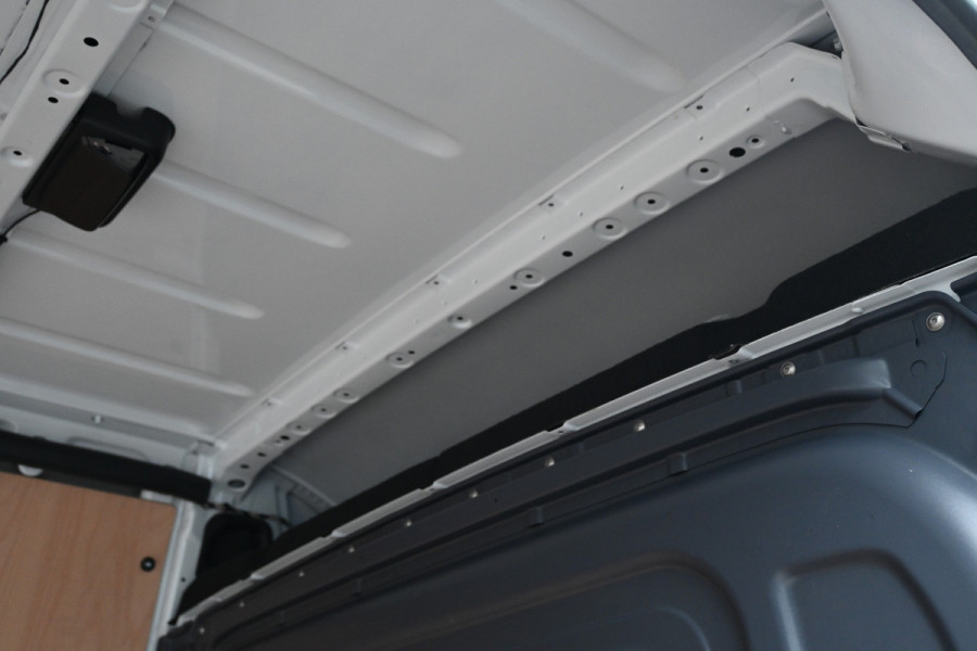 Mercedes-Benz Sprinter 317 CDI L2H2 Pro HD Navigatie, Geveerde stoel, Winter pakket, Etc.