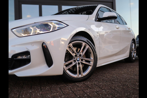 BMW 1-serie 118i High Executive | M-Sport | PDC | LED | Cruise Control